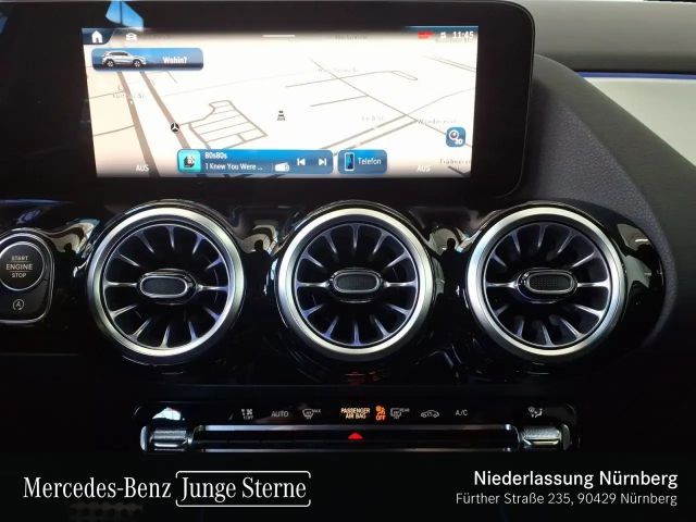 Mercedes-Benz GLA 180