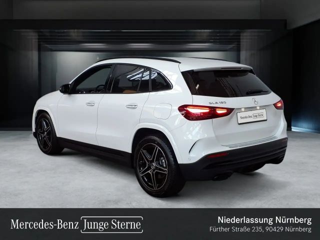 Mercedes-Benz GLA 180