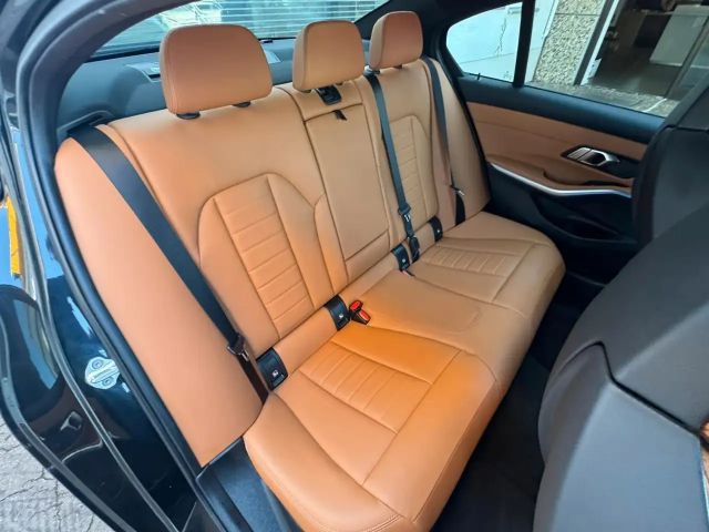 BMW 340
