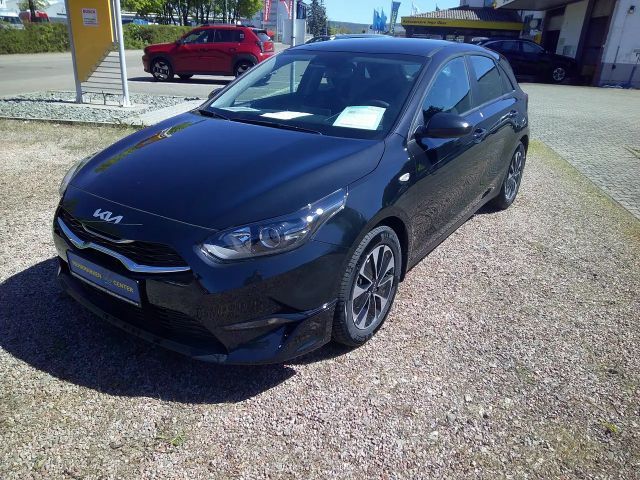 Kia Ceed / cee'd