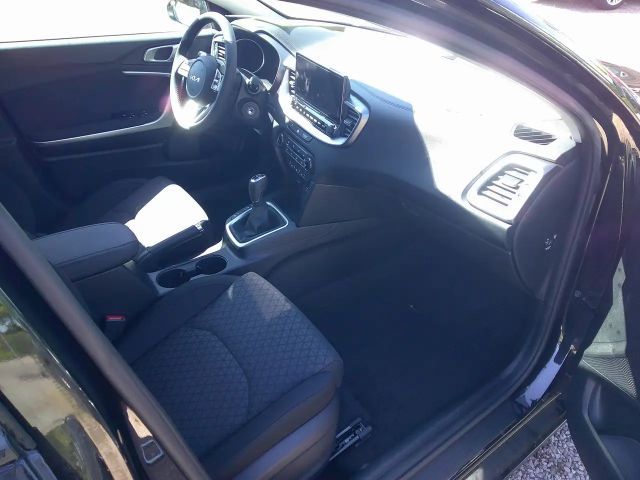 Kia Ceed / cee'd