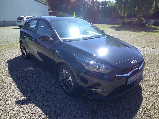 Kia Ceed / cee'd