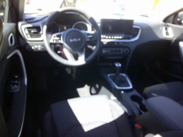 Kia Ceed / cee'd