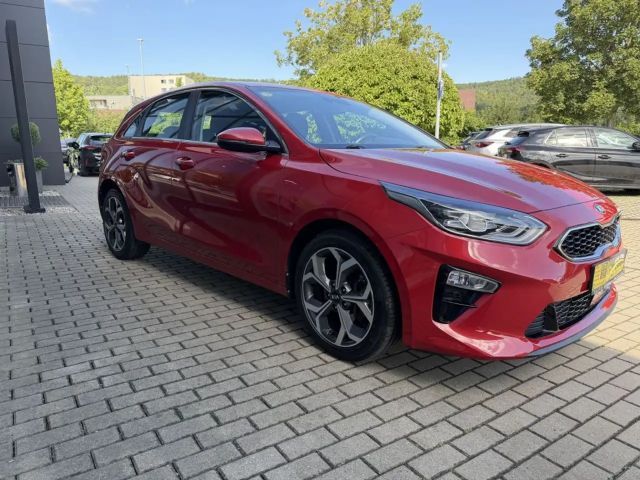 Kia Ceed / cee'd