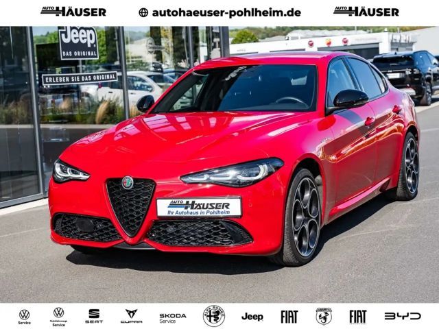 Alfa Romeo Giulia Veloce 2.0 Turbo AT8 Q4 EL. SITZE KAMERA MATRIX-LE 2023 Benzine