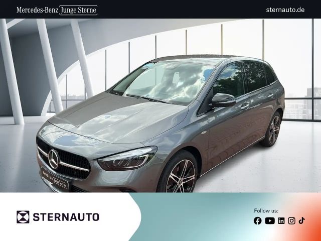 Mercedes-Benz B 250 B 250 e Progr Distro RüKam Nightp AHK Winterpak 2025 Hybride / Benzine