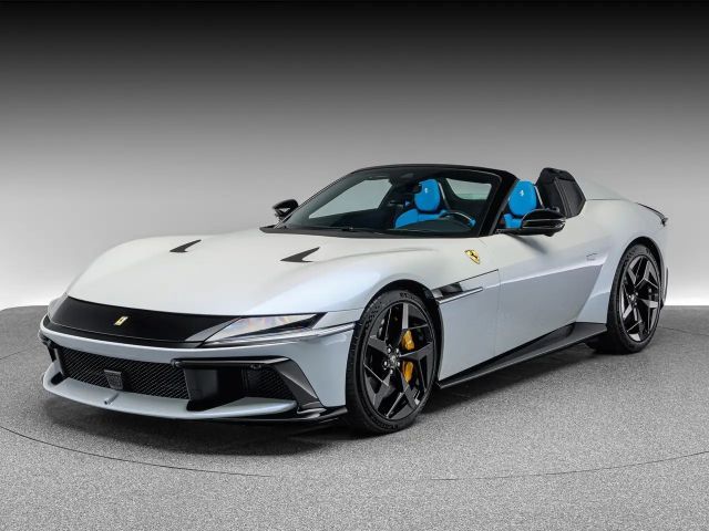 Ferrari 12 Cilindri 12Cilindri Spider 2025 Benzine