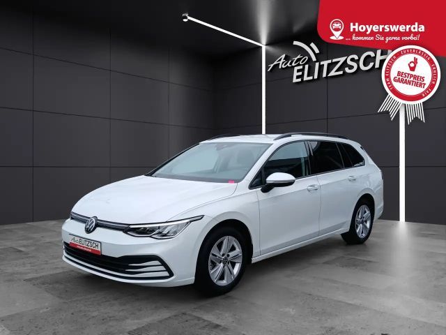 Volkswagen Golf VIII Variant TSI Life LED Navi AID ACC PDC SH LM 2021 Benzine
