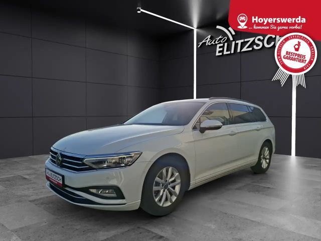 Volkswagen Passat Variant TDI Business DSG Matrix AHK Navi HUD AID ACC RF... 2023 Diesel