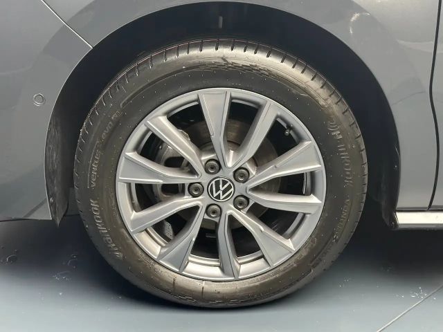 Volkswagen T7 California