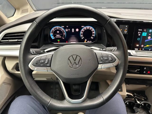 Volkswagen T7 California