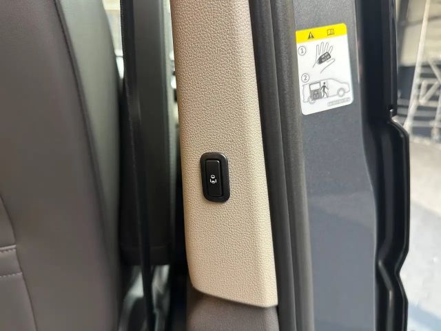 Volkswagen T7 California