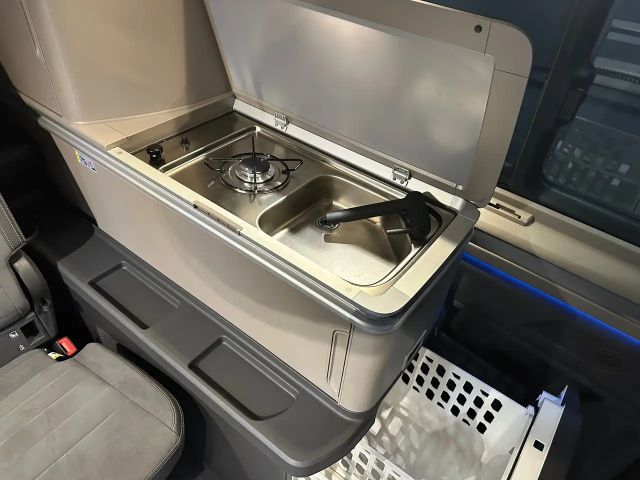 Volkswagen T7 California