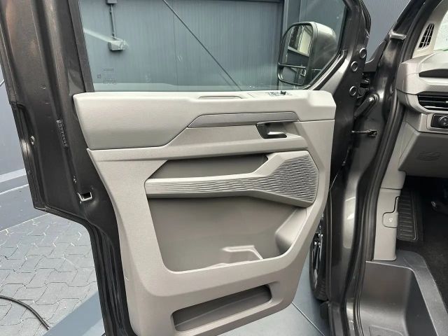 Volkswagen T7 Caravelle