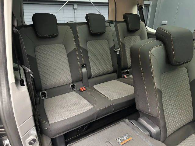 Volkswagen T7 Caravelle