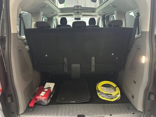 Volkswagen T7 Caravelle