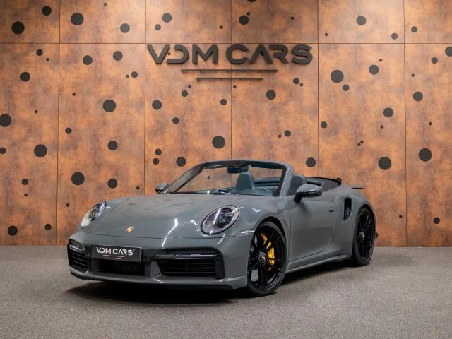 Porsche 911 Turbo S Cabriolet*PTS*LIFT*SPORTAUSPUFF*360* 2021 Benzine