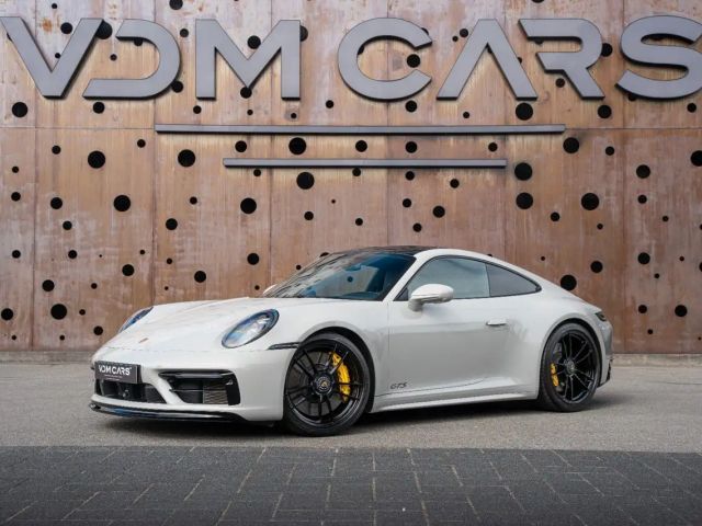 Porsche 911 Carrera 4 GTS *APPROVED*PPF*CARBON*LIFT*360 2023 Benzine