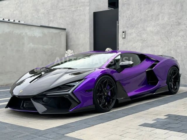 Lamborghini Revuelto by NOVITEC, FULL CARBON, AD-PERSONAM 2026 Hybride / Benzine