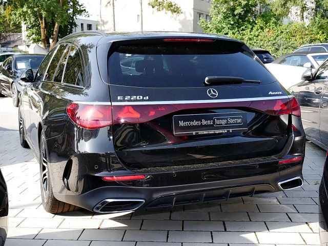 Mercedes-Benz E 220