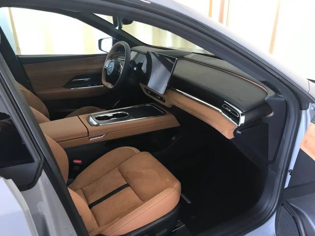 Mazda 6e