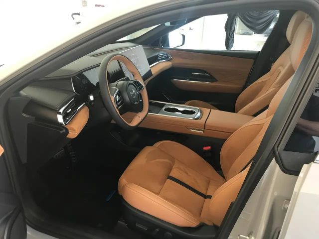 Mazda 6e