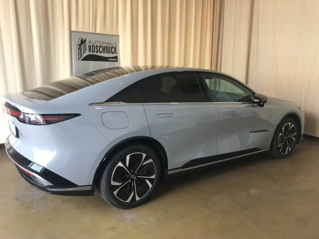 Mazda 6e