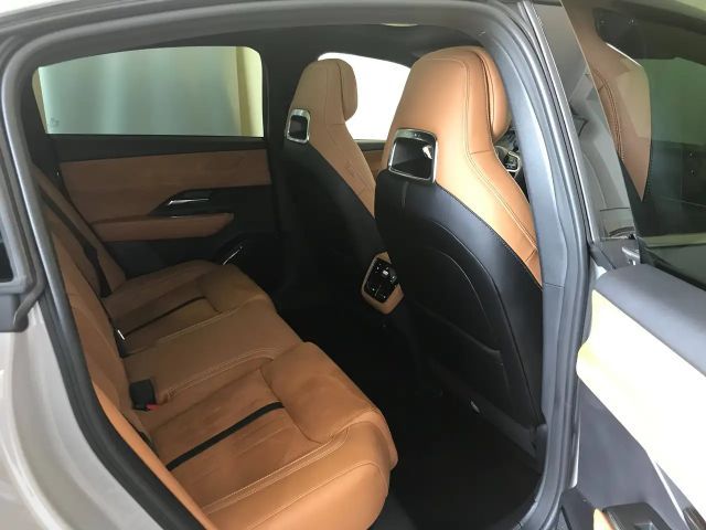 Mazda 6e