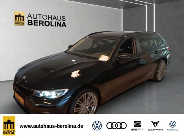 BMW 318 i Touring Advantage Steptronic *AHK*R-CAM* 2021 Benzine