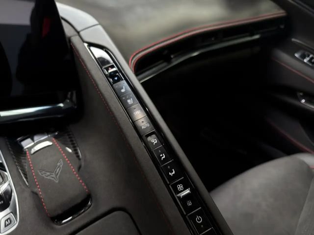 Corvette C8