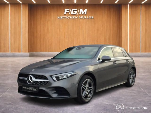 Mercedes-Benz A 250 A 250 e AMG+MBUX+LED+TOTW+LEDER+SOUNDSYSTEM+RKAM 2022 Hybride / Benzine