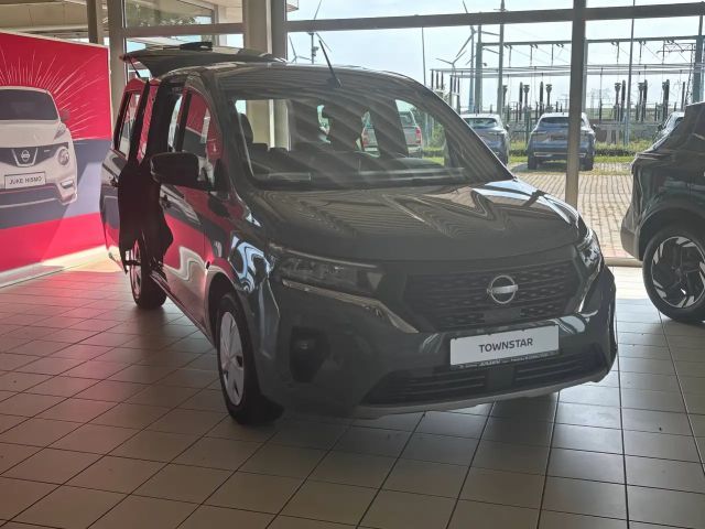 Nissan Townstar
