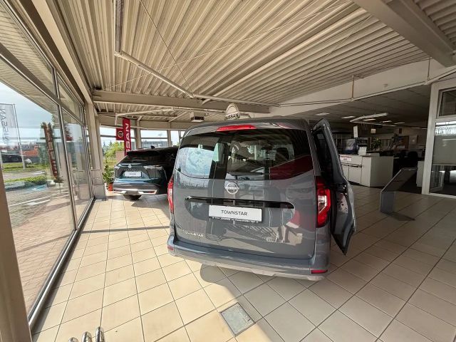 Nissan Townstar