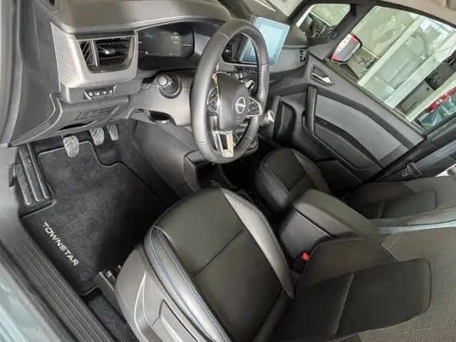 Nissan Townstar