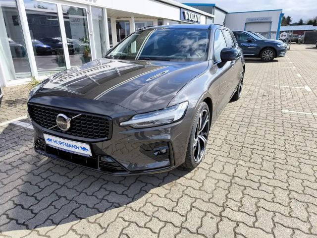 Volvo V60 B4 Benzin Plus Dark ACC / BLIS / 360° 2024 Benzine