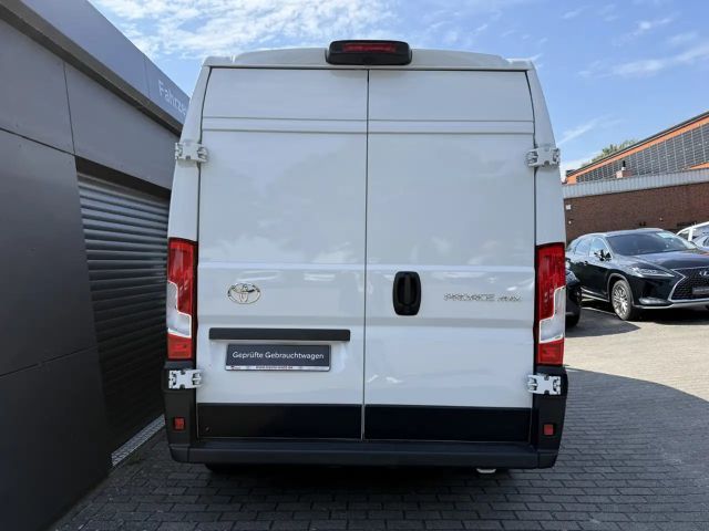 Toyota Proace Max