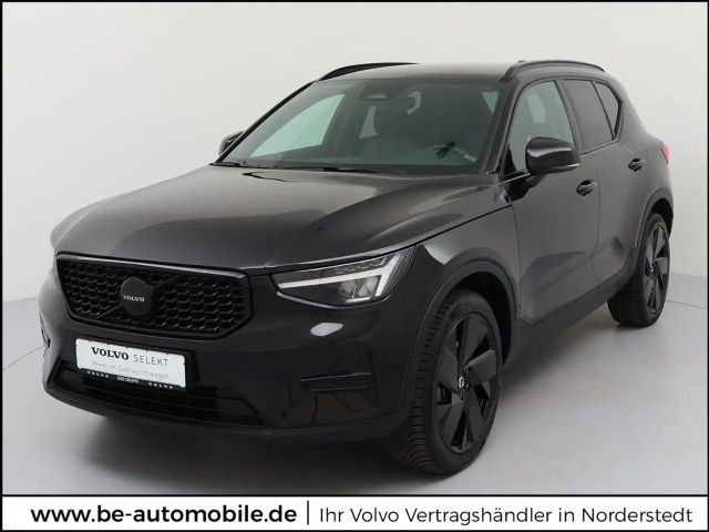 Volvo XC40 B3 Plus Black Edition FAHRERASS.-PAKET | GANZJAHRESREIFEN 2024 Benzine