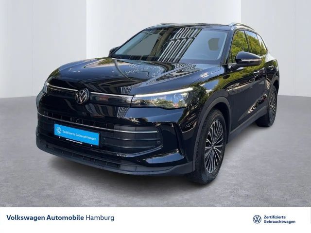 Volkswagen Tiguan Goal 1.5 eTSI DSG CarPlay AHK Sitzheizung 2025 Benzine