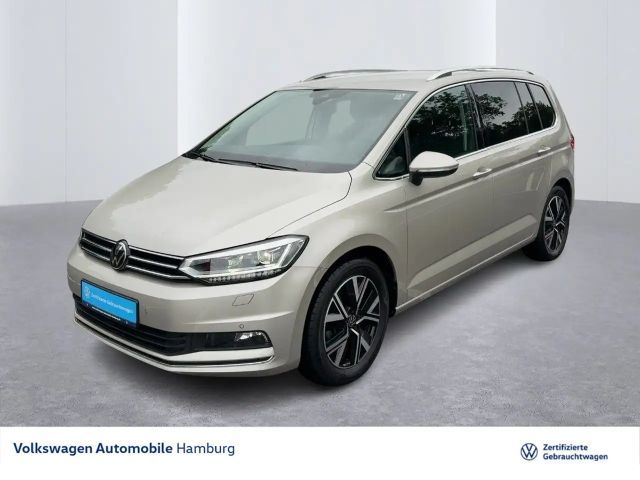 Volkswagen Touran 1.5 TSI Highline DSG LED AHK Kamera Massa 2024 Benzine
