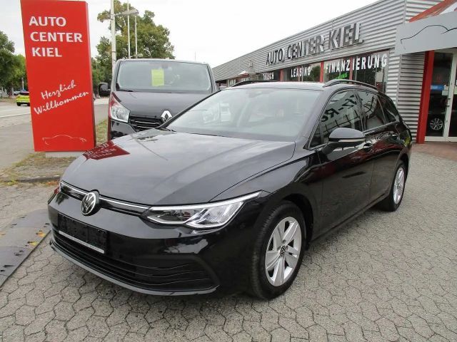 Volkswagen Golf Var.TDI DSG Life, Navi, LED, 2023 Diesel