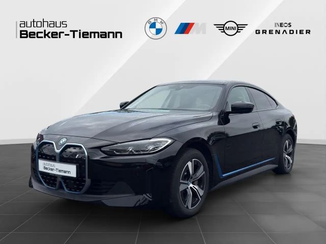 BMW i4 eDrive35 Gran Coupé *KAMERA*WIDESCREEN*WÄRMEPUMPE* 2023 Elektrisch