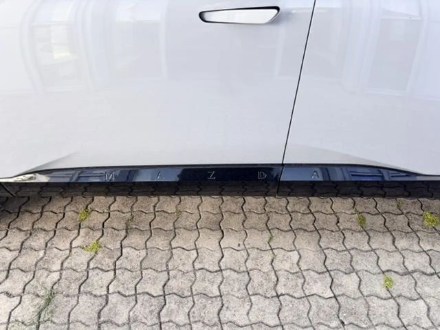 Mazda CX-6e