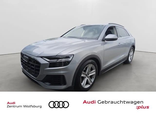 Audi Q8 55 TFSI quattro Tiptronic Pano/Rückkam/ACC 2022 Benzine