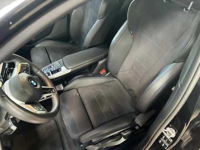 BMW 216