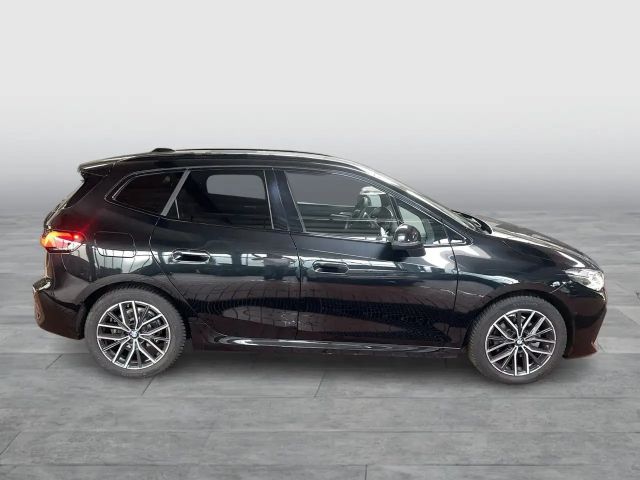 BMW 216
