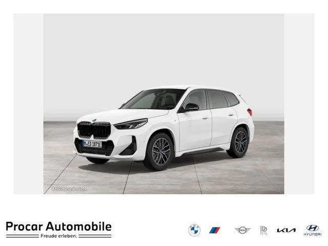 BMW iX1 xDrive30 M Sport RFK NAVI LED Sound Syst. 2023 Elektrisch