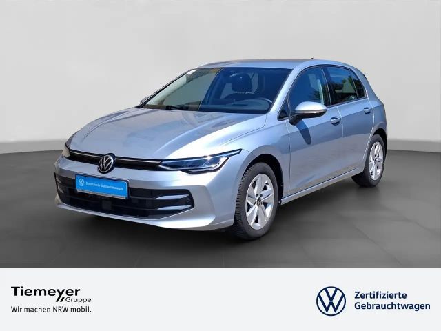 Volkswagen Golf 1.5 TSI LIFE LED PDC+ NAVI LM16 2024 Benzine