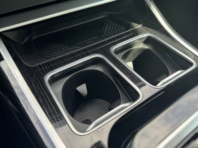 BMW 740