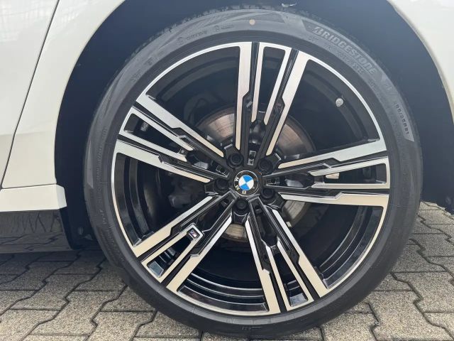BMW 740