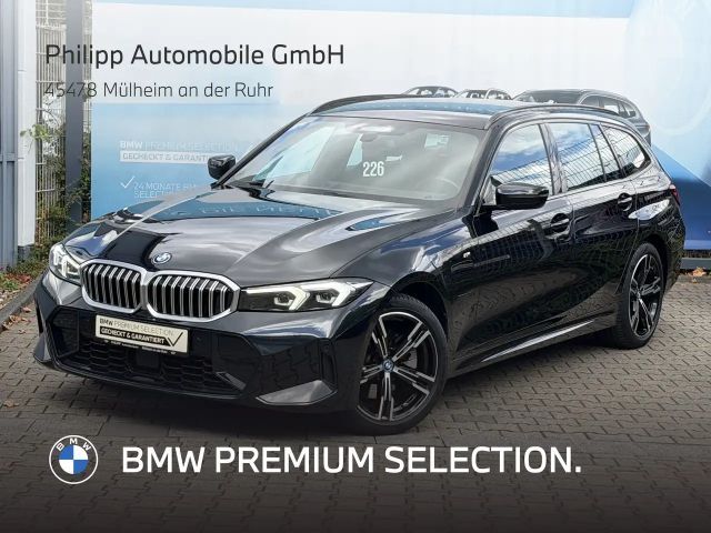BMW 330 e Tour M Sport DA-Prof RFK AHK HuD Ambiente 2023 Hybride / Benzine